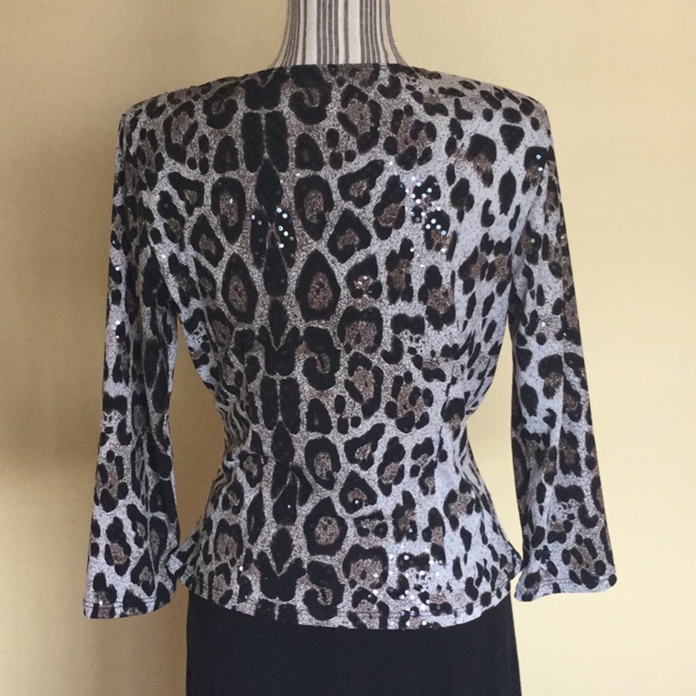 Blouse - Picture 2 of 2